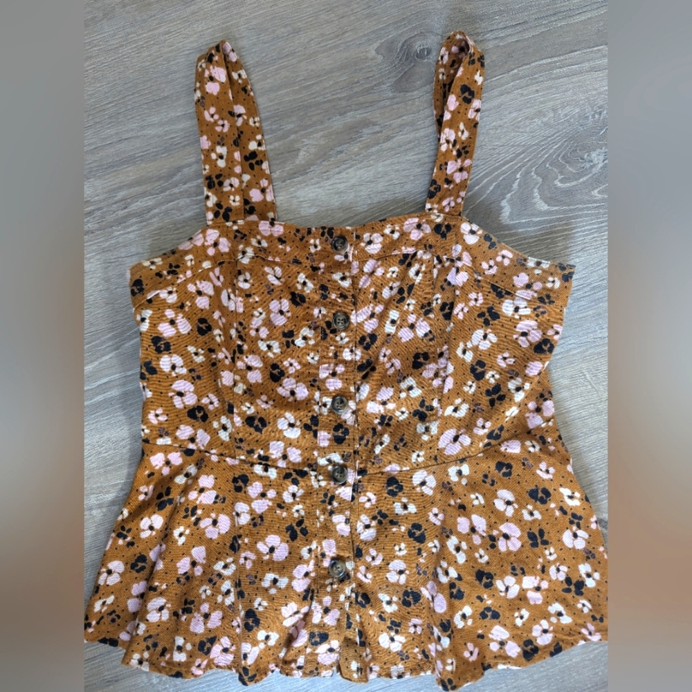 Woman's linen/rayon tank top size small